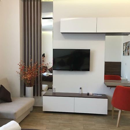 Apel Luxury Apartman Ni Kültér fotó