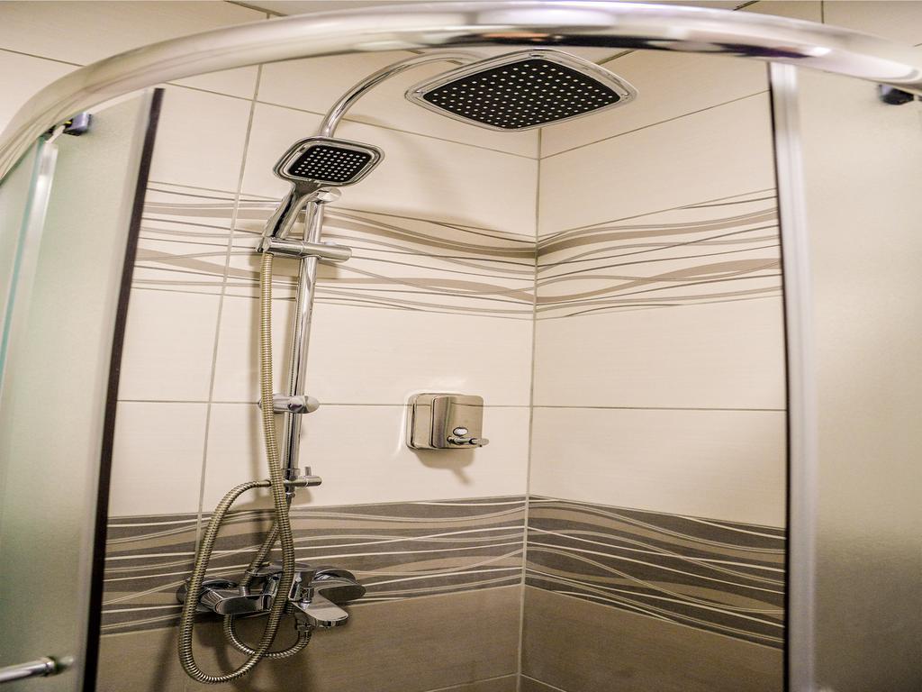 Apel Luxury Apartman Ni Kültér fotó