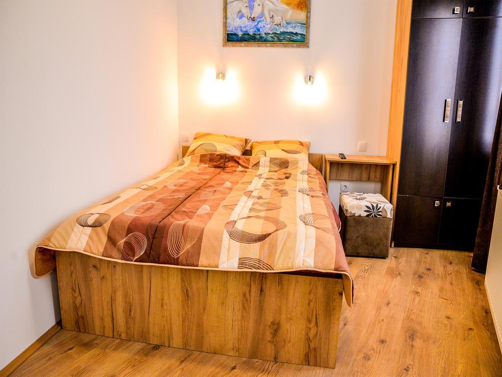 Apel Luxury Apartman Ni Kültér fotó
