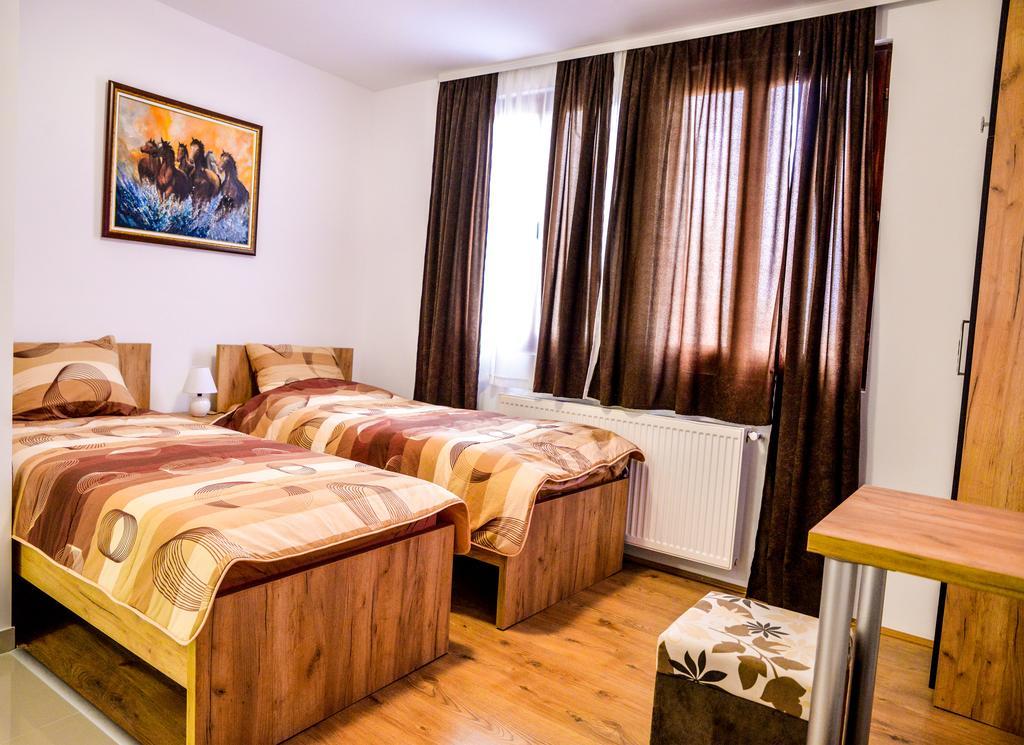 Apel Luxury Apartman Ni Kültér fotó