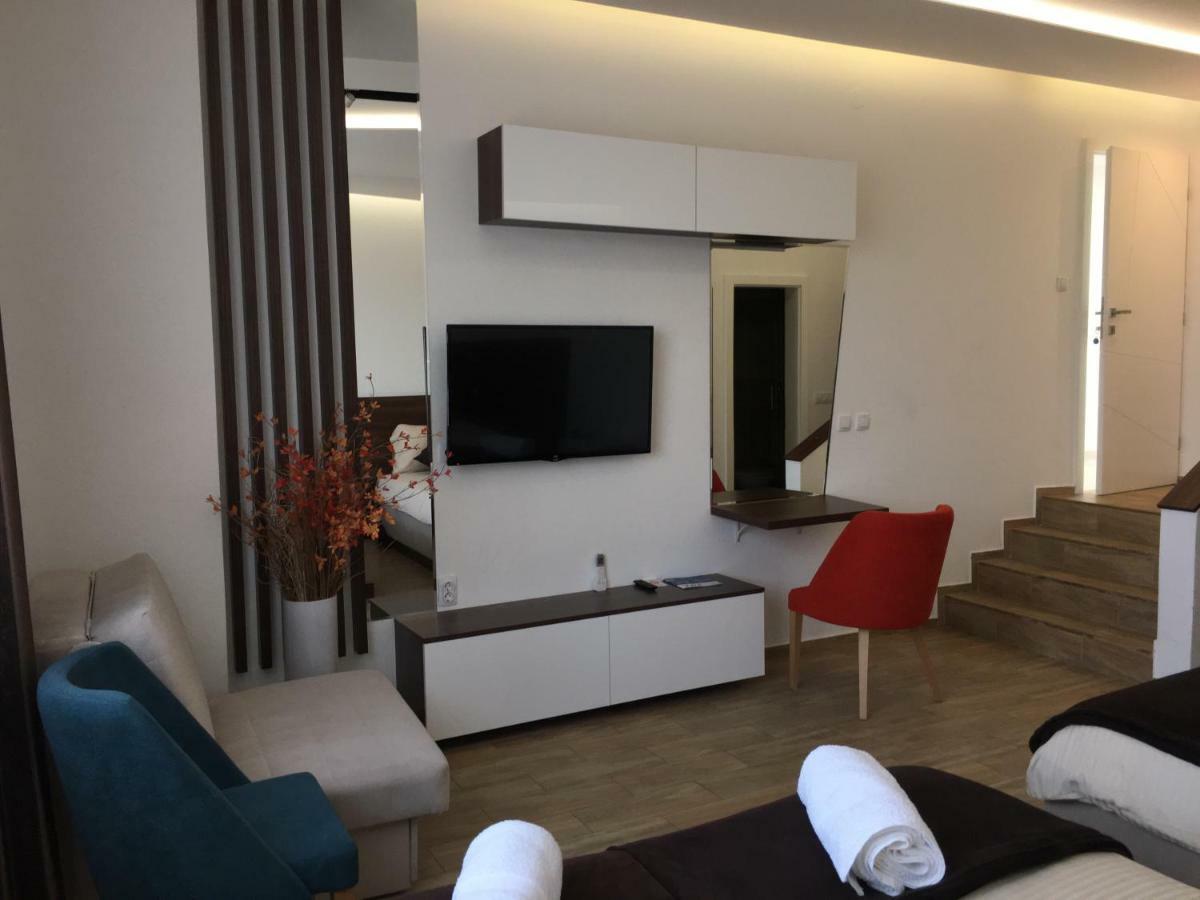 Apel Luxury Apartman Ni Kültér fotó