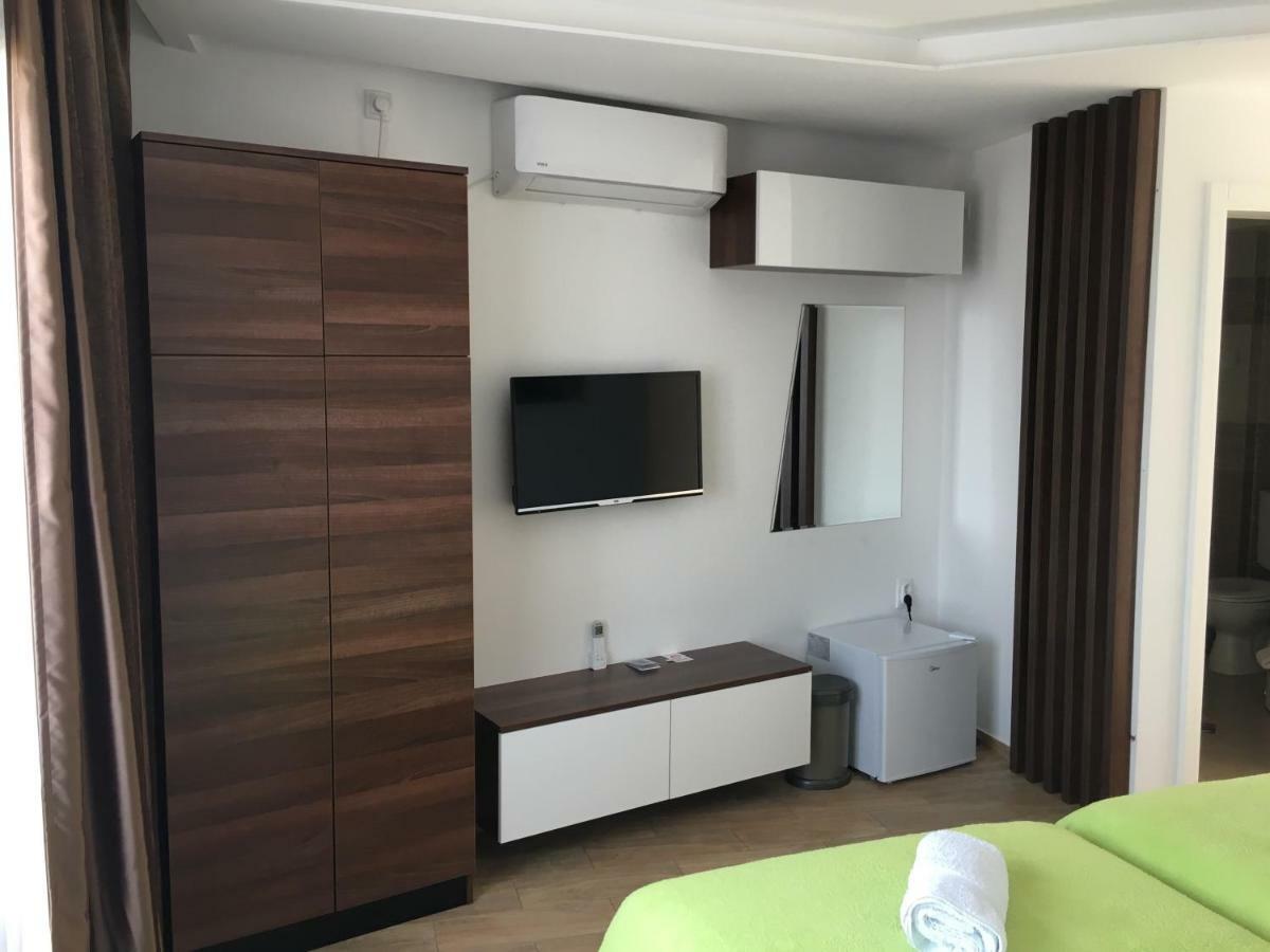 Apel Luxury Apartman Ni Kültér fotó